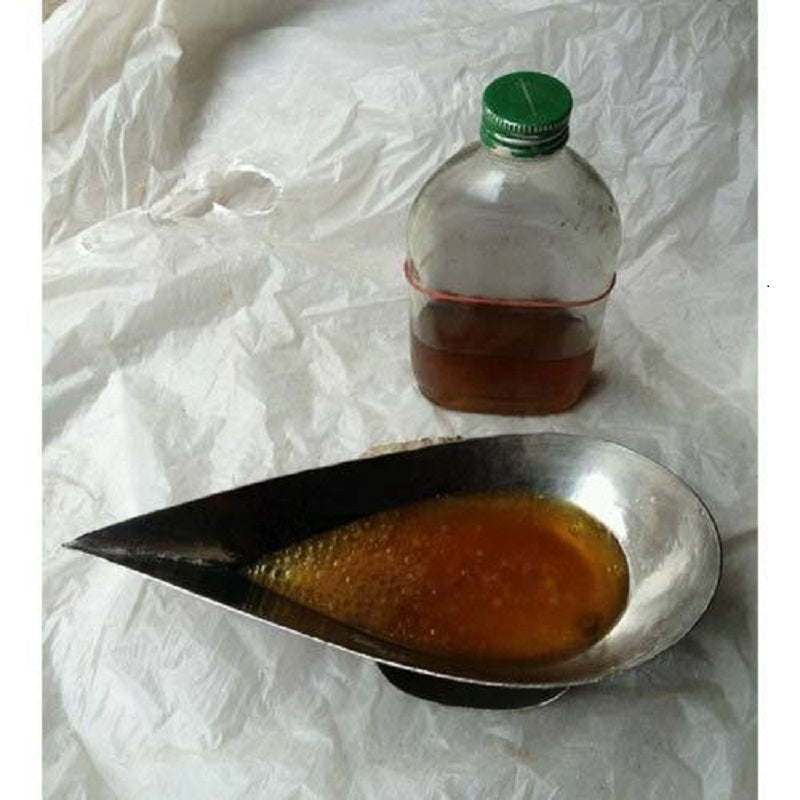 White Oud Attar